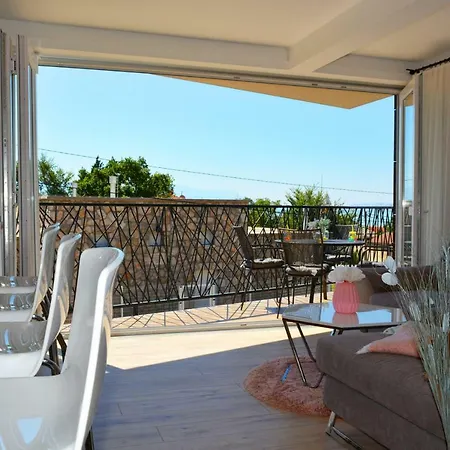 Kaj-lux Novi Apartamento Novi Vinodolski