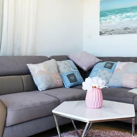 Apartamento Kaj-lux Novi *